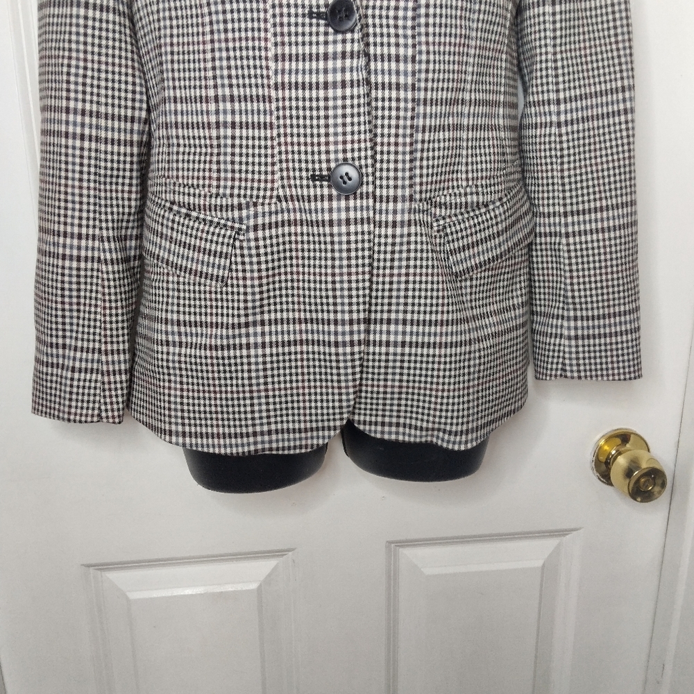 Chelsea28 Plaid Blazer Size XS - Picture 11 of 14